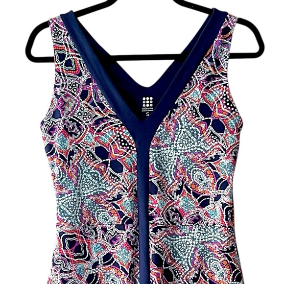 TITLE NINE | NWOT HILLARY DREAM DRESS FIT & FLARE V-NECK SLEEVELESS | SMALL - Picture 2 of 9